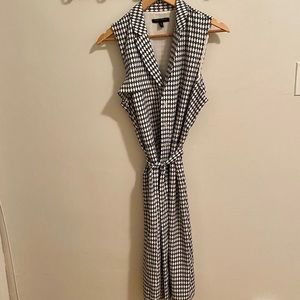 Banana Republic trench style vest NWOT